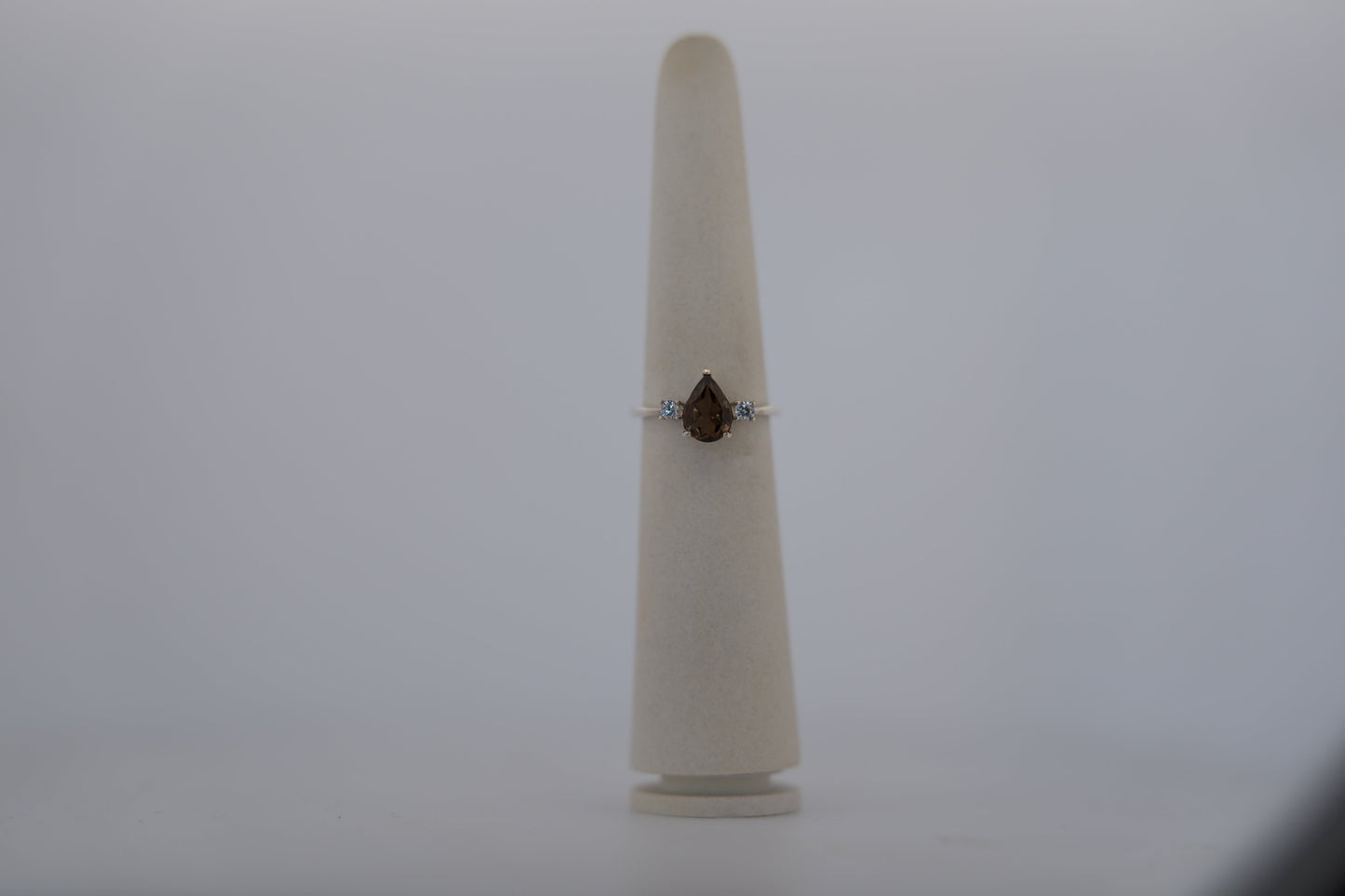 R0996 custom gemstone ring