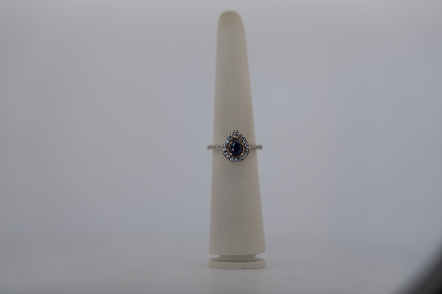 R7853 custom gemstone ring