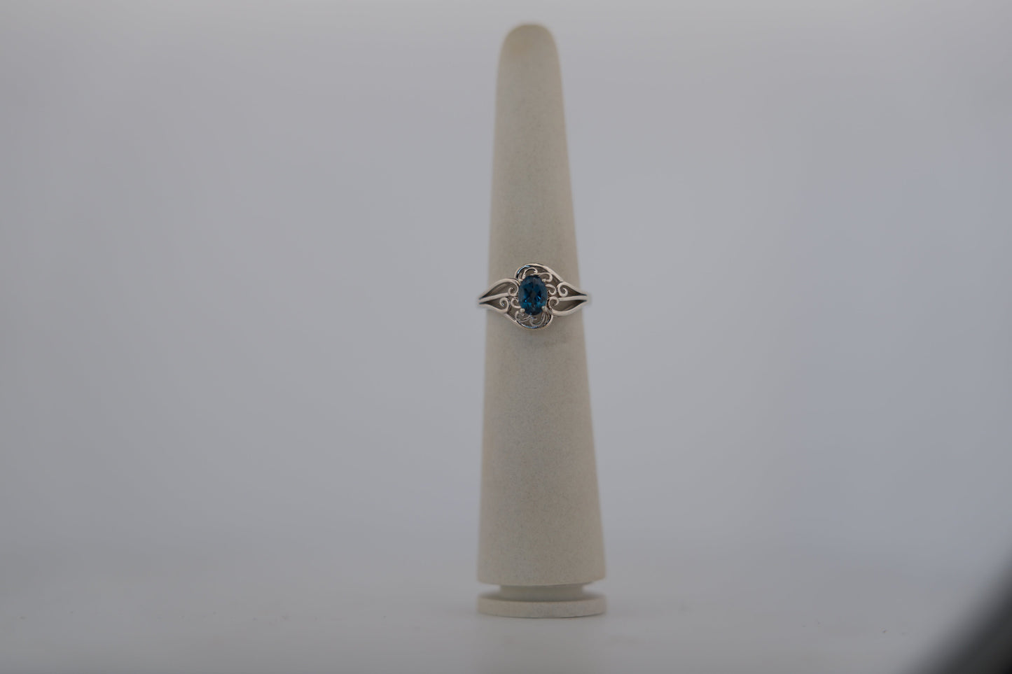 R787 custom gemstone ring
