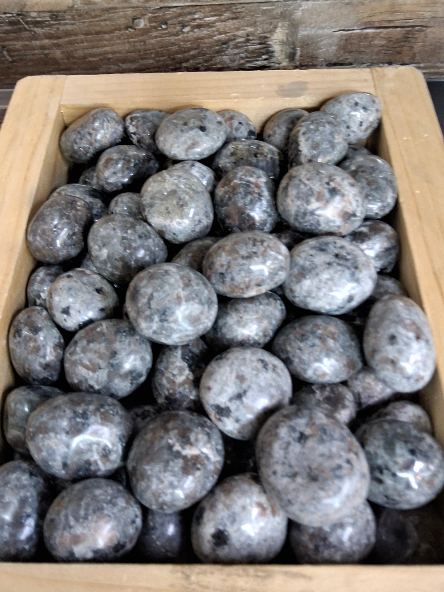 Tumbled Yooperlite