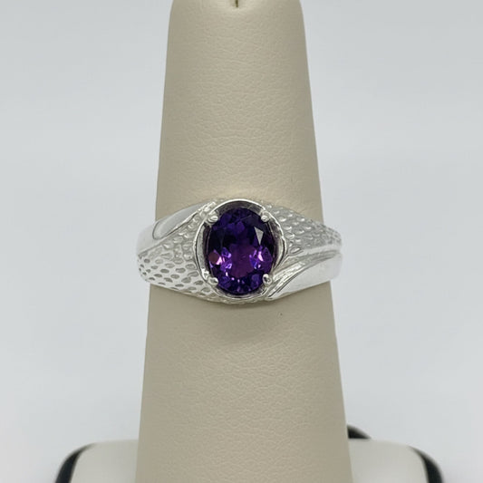 5592 custom gemstone ring (shown in amethyst)