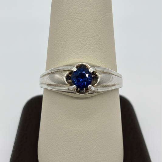 9536 custom gemstone ring (shown in sapphire)