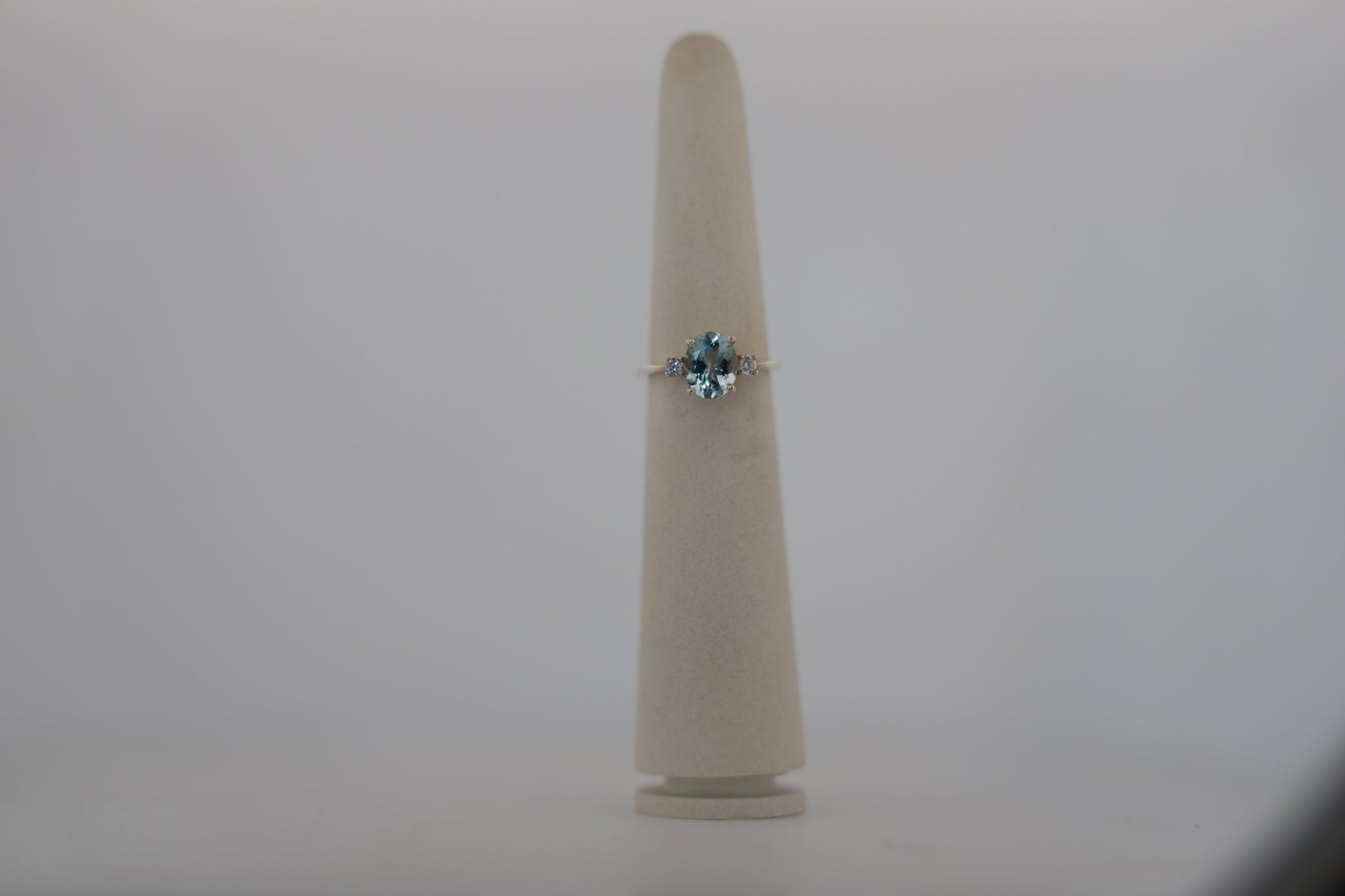R025 custom gemstone ring