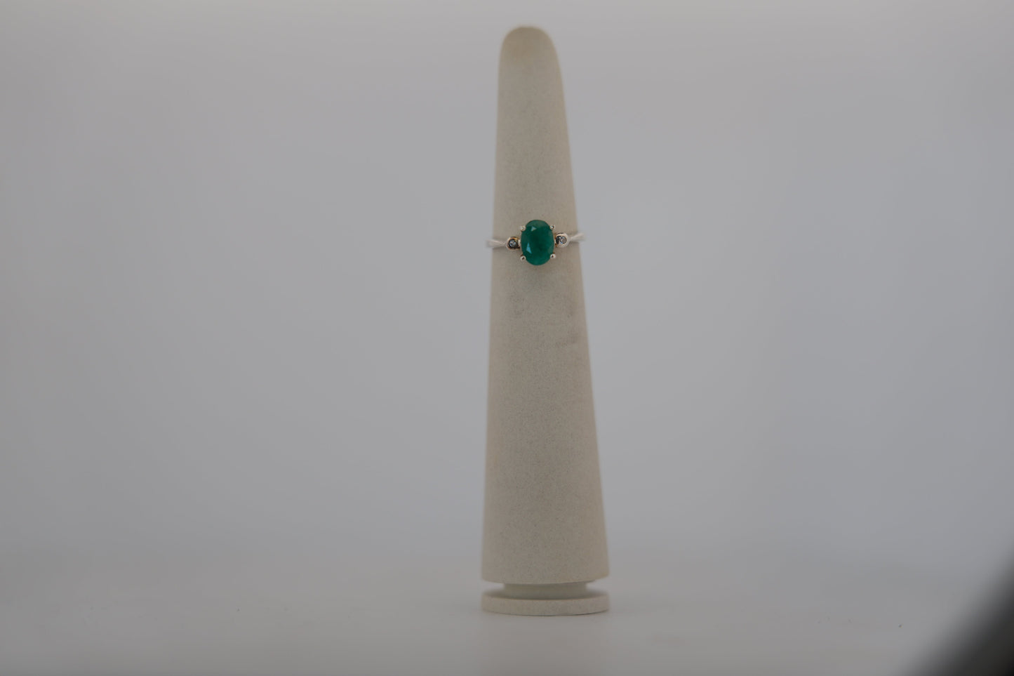 R0998 custom gemstone ring