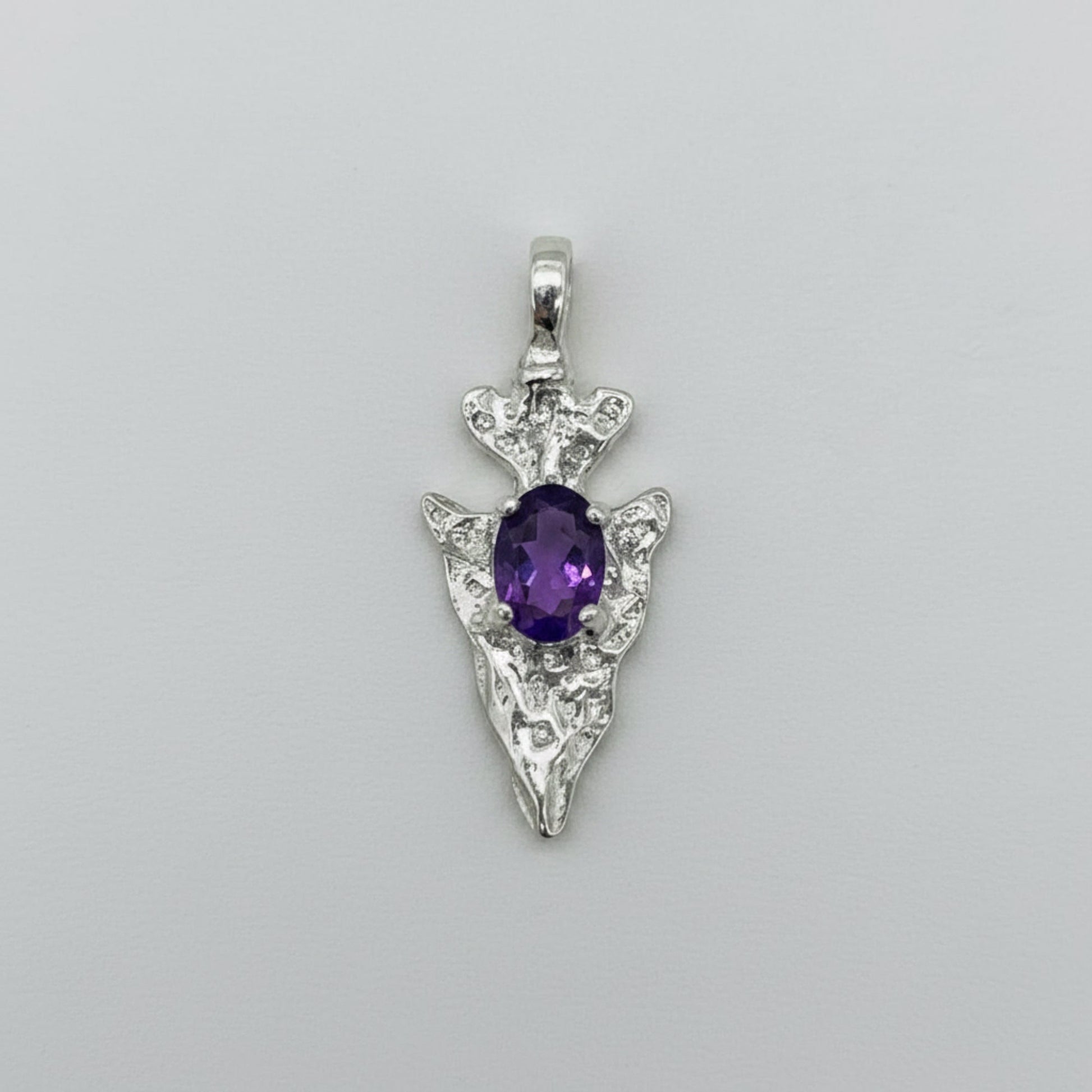 3174 Arrowhead pendant (shown in amethyst)