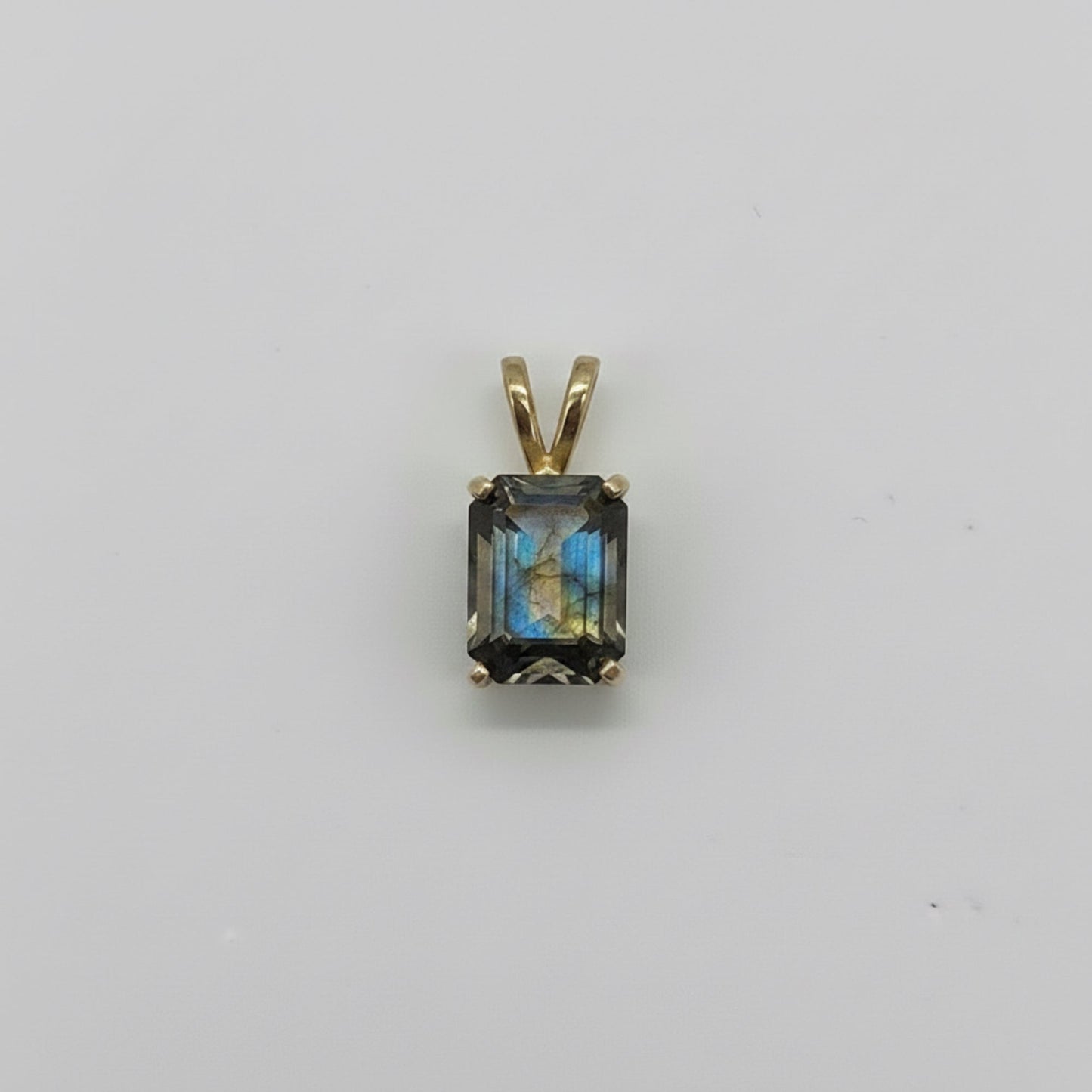 Custom gemstone pendant 9x7 (shown in labradorite)
