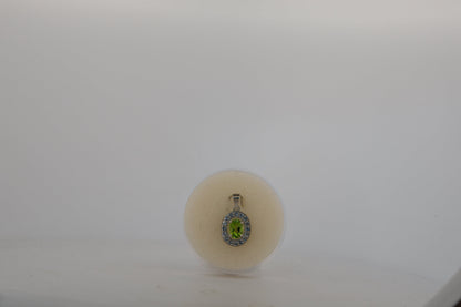 SFS halo pendant with gemstone